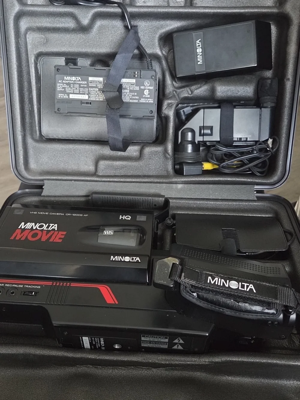 Minolta Movie Hard Case in Black with Red Logo